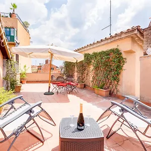 Romantic House With Terrace Appartamento