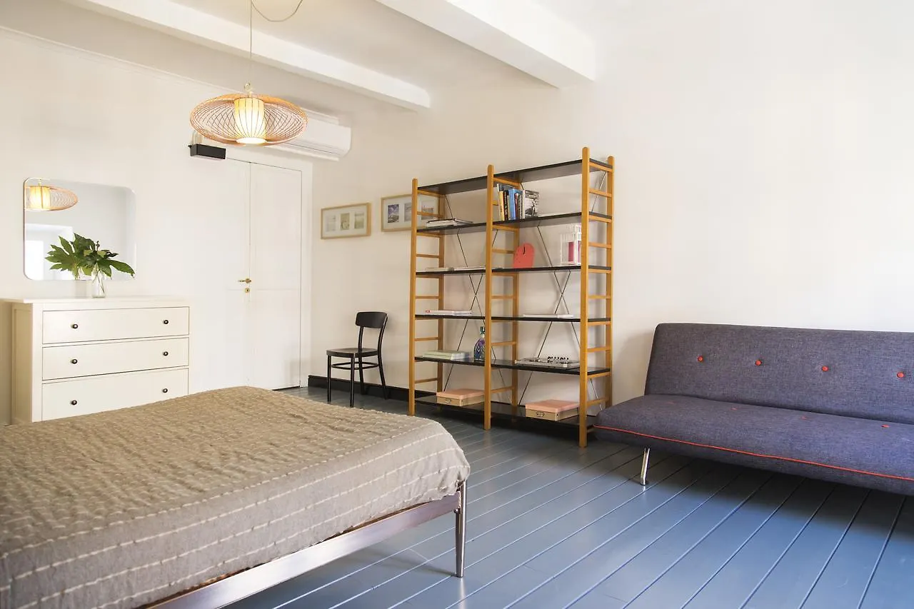 Ripa Rome Trastevere Home 0*,